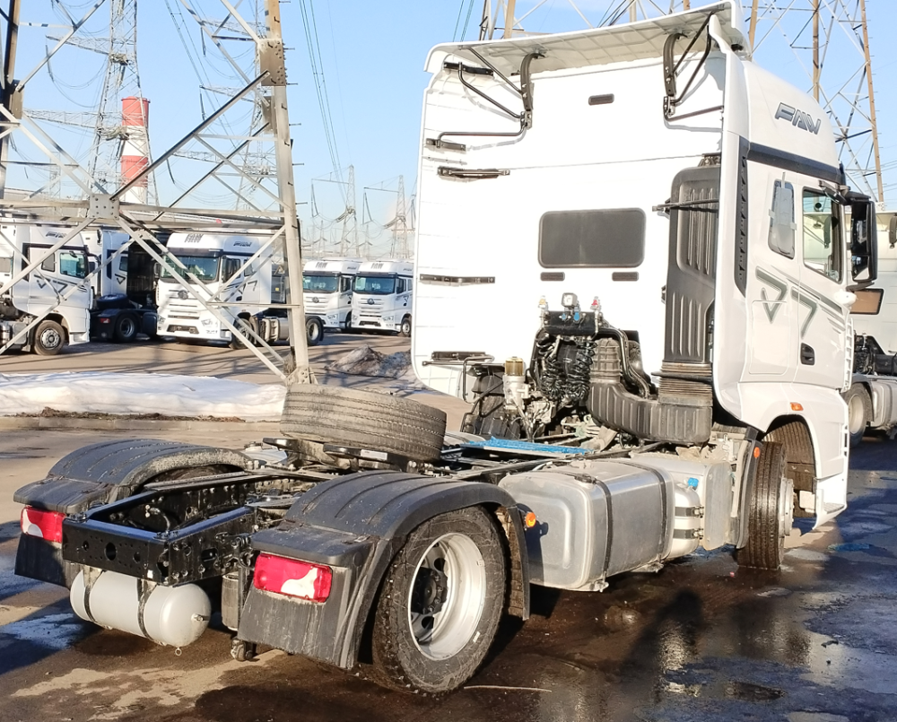 Тягач FAW 4х2 (CA4180P77K25E5)