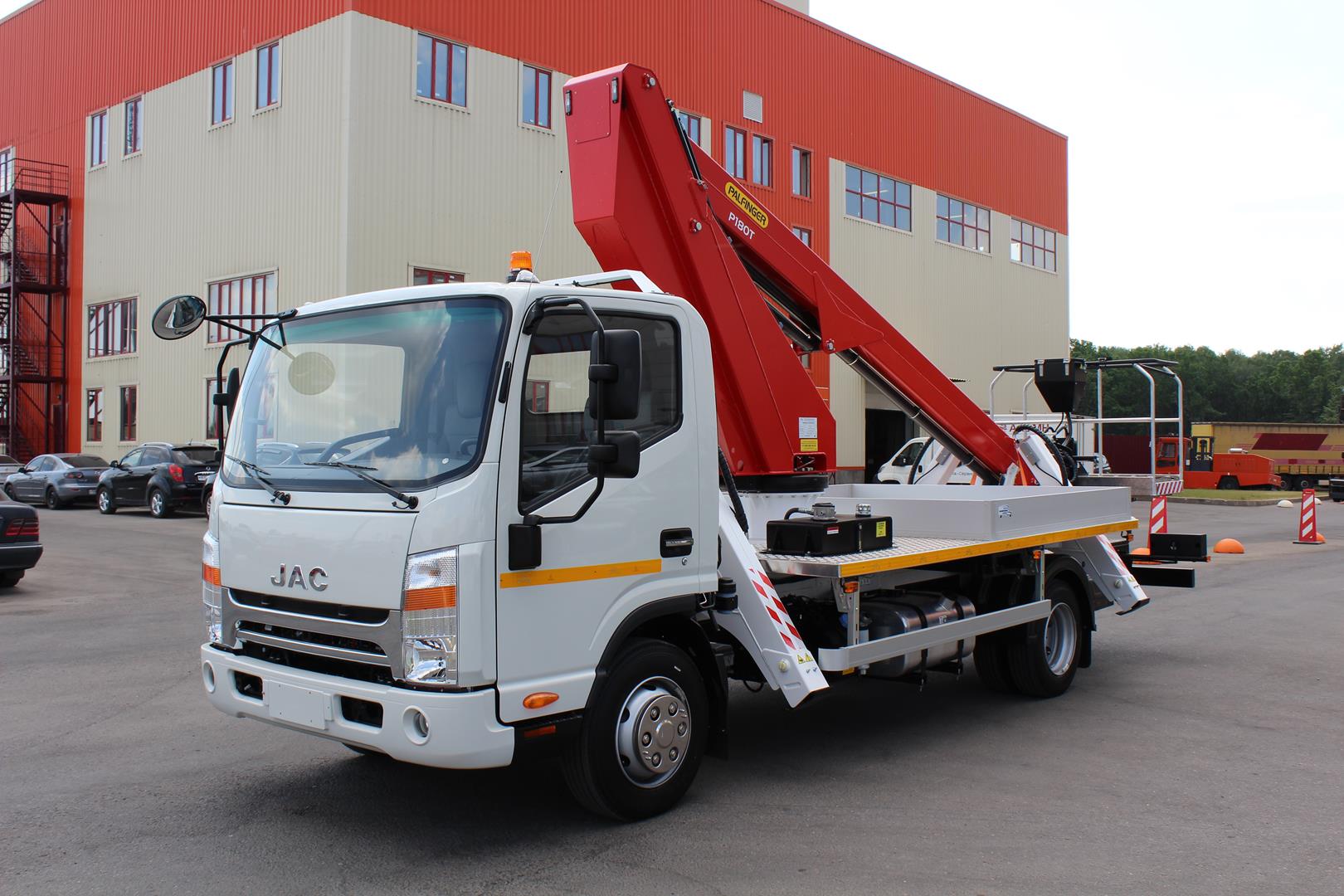 JAC N90 Автогидроподъемник palfinger