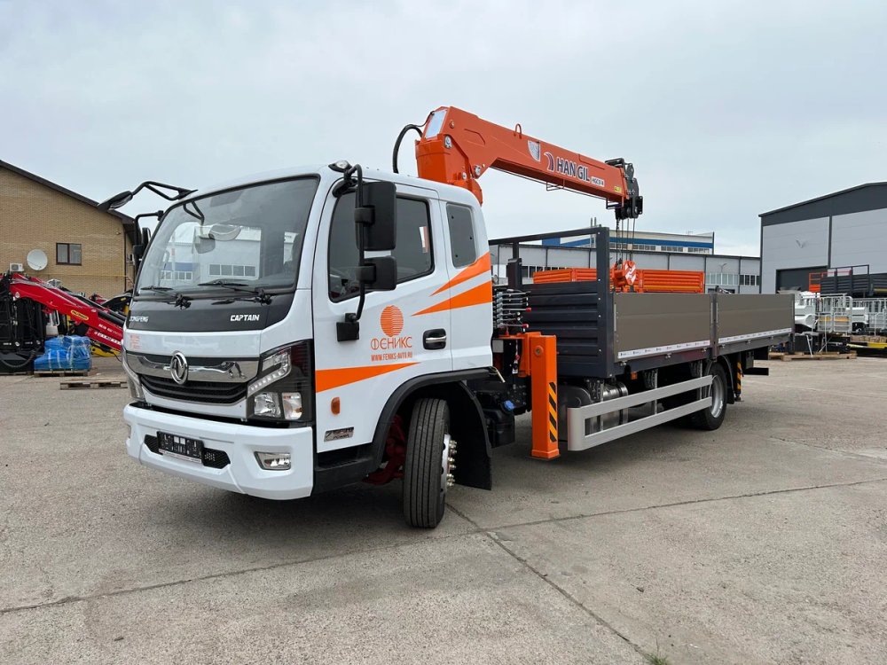 Бортовая платформа с КМУ Hangil 514 на шасси DONGFENG C120L
