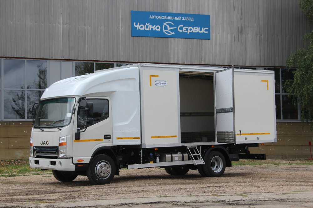 JAC N90 Промтоварный фургон c закабинным спальником