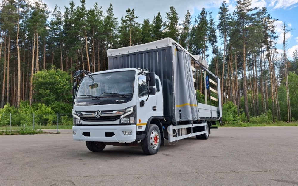 Бортовая платформа тентовая с гидробортом на шасси DONGFENG C120