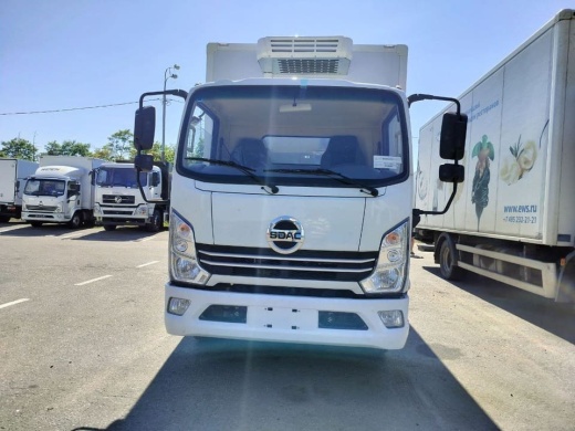 Фургон изотермический SDAC J7