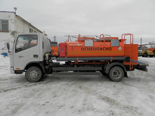 JAC N90 Автотопливозаправщик