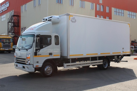 JAC N90 Рефрижератор с гидробортом
