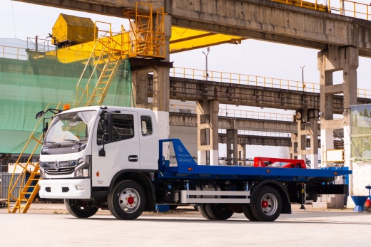 Эвакуатор ЧАЙКА-СЕРВИС на базе DONGFENG С120М