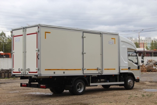JAC N90 Промтоварный фургон c закабинным спальником